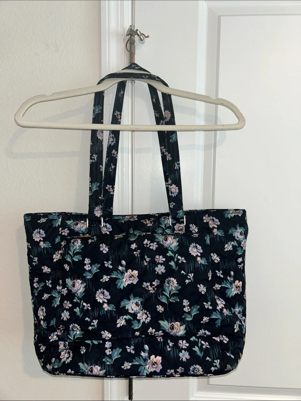 Vera Bradley Navy Floral Quilted Laptop Work Tote Briefcase Purse
